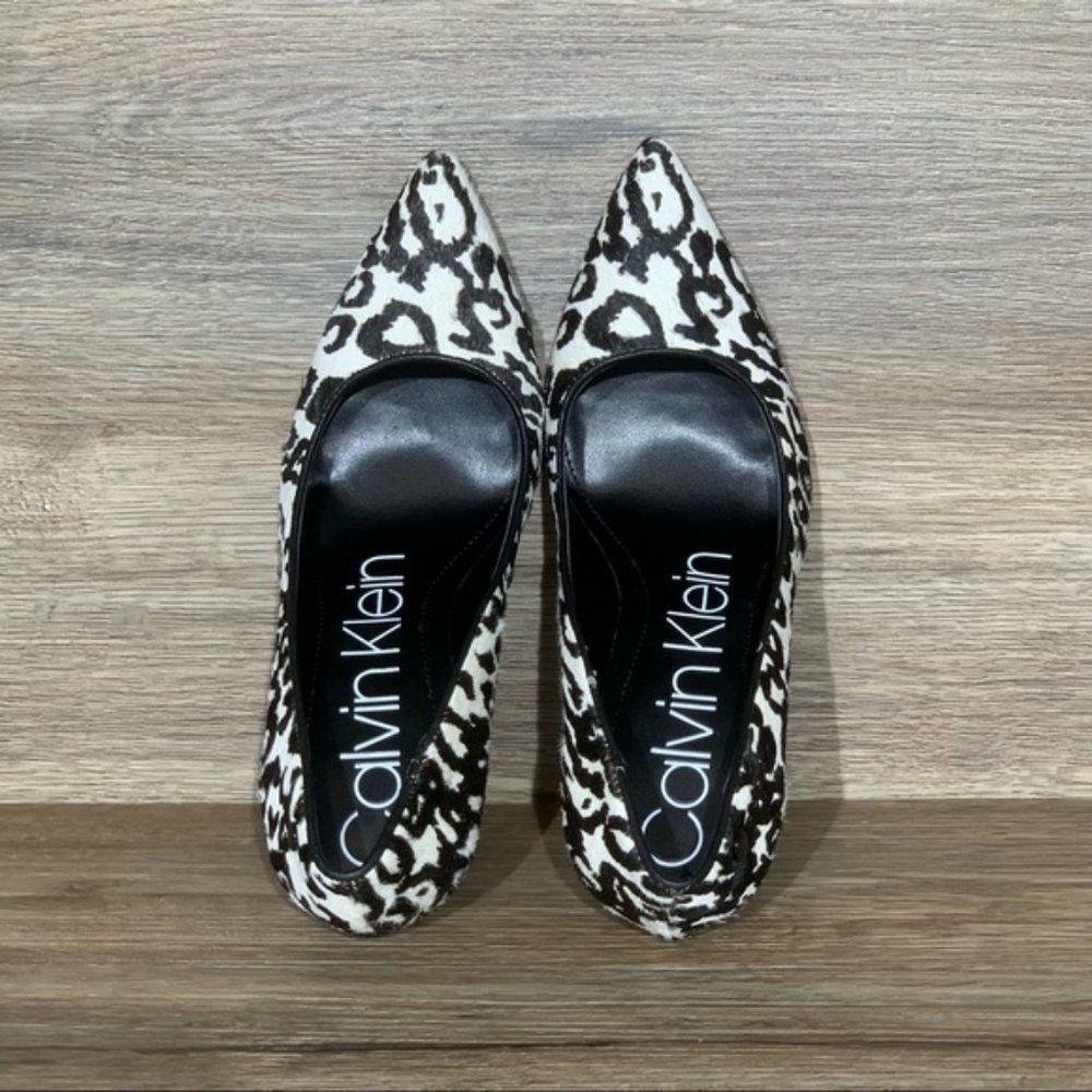 Calvin Klein Brady Calf Hair Black/Off-White Pump - Picture 7 of 8